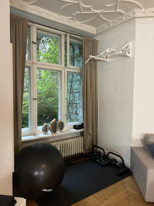 Grosses Apartment Am Kudamm Berlin Ngoại thất bức ảnh